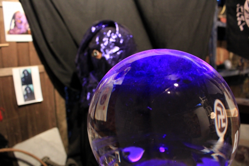 村崎百郎館展示物